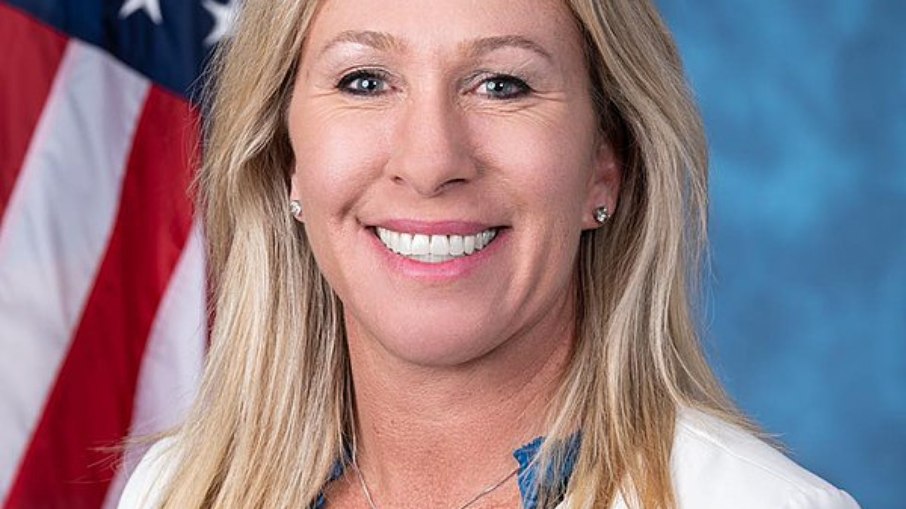 Twitter bloqueia conta de deputada de extrema direita dos EUA