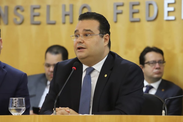 Na OAB, Fábio Trad recebe diploma por serviços prestados a Estado Democrático de Direito Na OAB, Fábio Trad recebe diploma por serviços prestados a Estado Democrático de Direito