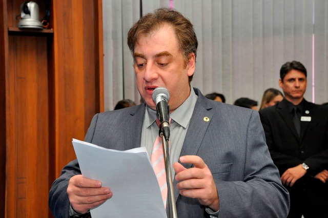 Deputado Neno Razuk solicita reforma de ponte em Terenos e lombada eletrônica em trecho da MS-156, em Amambai