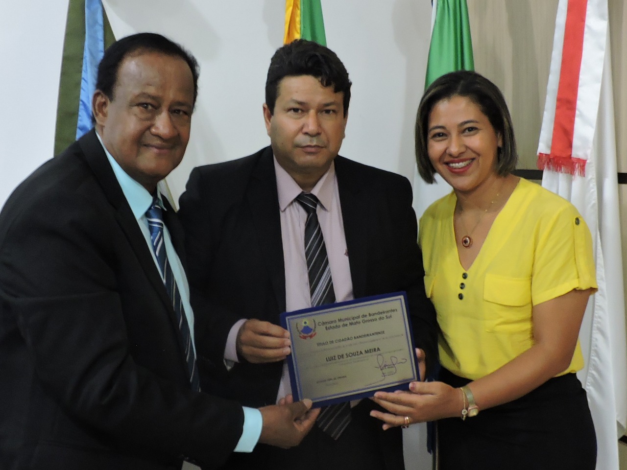 Vice-prefeito Luiz Meira, Vereador Jair Pereira Alves e Milka Meira esposa do vice-prefeito Foto Assessoria de Comunicação