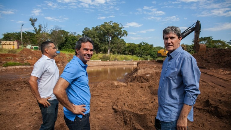 Com 10 Mil metros cúbicos de areia já retirados, desassoreamento de lago deve terminar na terça-feira