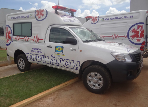 Nova Alvorada do Sul PANA NÃO TINHA AGORA TEM Pana foi contemplada em 2015 com uma ambulância 0km tipo Hilux, traçada