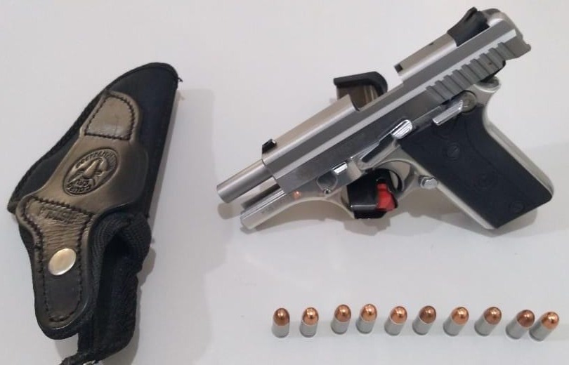 Advogado é preso com pistola após cobrar dívida e ameaçar funcionário em usina ATVOS Advogado é preso com pistola após ameaçar funcionário de usina, em Costa Rica (MS). — Foto: Divulgação/Polícia Civil