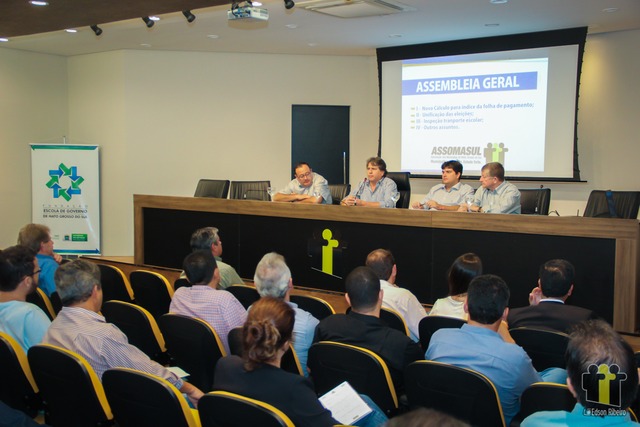 Caravina acha injusta exclusão dos municípios da reforma da Previdência, mas crê em mudanças no Senado Caravina acha injusta exclusão dos municípios da reforma da Previdência, mas crê em mudanças no Senado