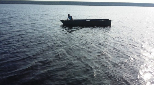 PMA prende pescador pescando com redes ilegais