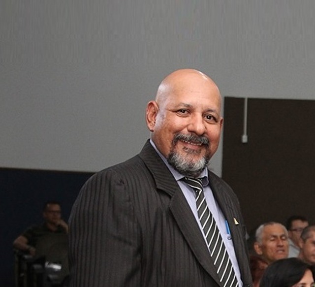 Após "Negociar Mandato" Vereador Manoel da Obra assume Secretaria de Obras e suplente assume sua vaga