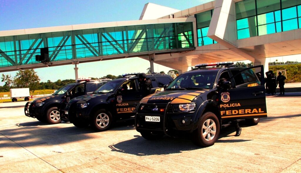PF, em cooperação com autoridades bolivianas, viabiliza libertação de brasileira na Bolívia PF, em cooperação com autoridades bolivianas, viabiliza libertação de brasileira na Bolívia