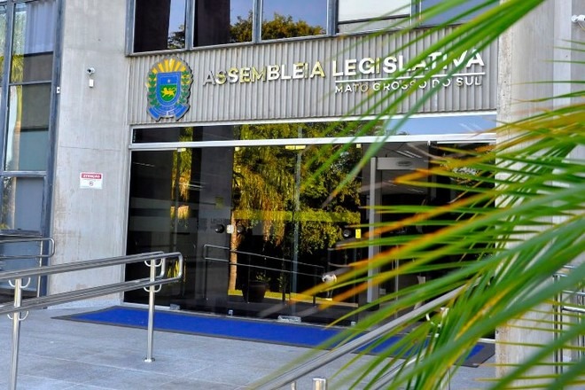 Em 1ª votação, deputados aprovam projeto que quer barrar pessoas na tribuna da ALMS