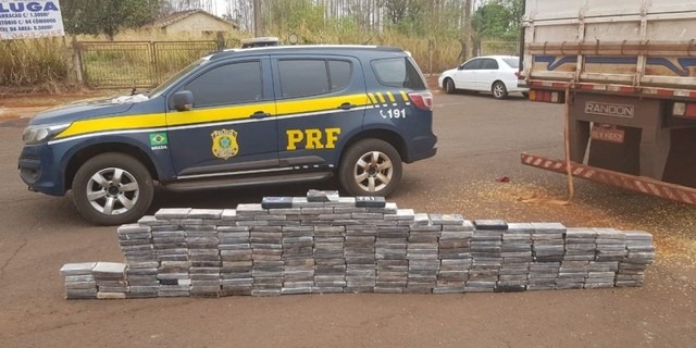 Carga de cocaína avaliada em R$ 4 milhões é apreendida na BR-463, em MS. — Foto: PRF/Divulgação