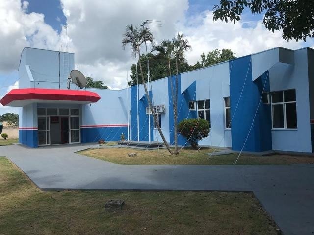 Prefeitura de Coxim após reforma. (Foto: Divulgação)