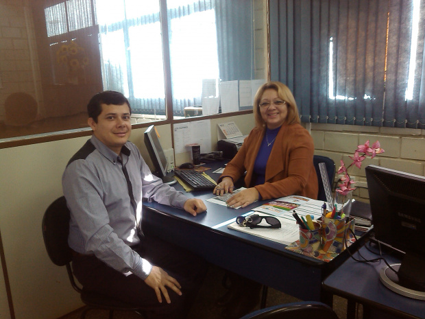 Agente de Desenvolvimento Local Maria Auxiliadora Coimbra e o Gerente Geral do Banco do Brasil de Alexsander Leite Figueiredo.