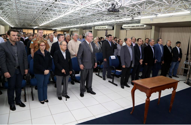 Prefeito Juvenal Neto participou da solenidade de assinatura das emendas federais