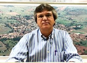 Câmara cassa mandato do prefeito de Brasilândia por 6 votos