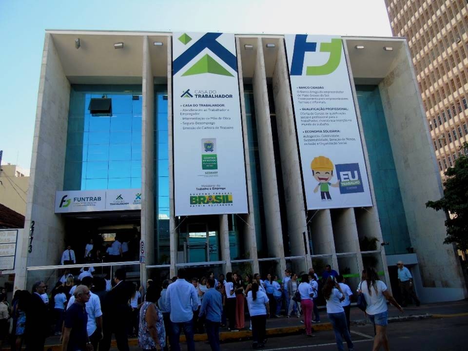 Semana começa com 2,5 mil vagas disponíveis pela Funtrab no Estado Semana começa com 2,5 mil vagas disponíveis pela Funtrab no Estado