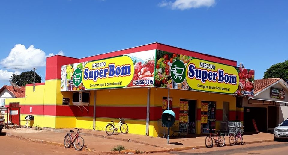 Em Nova Alvorada do Sul, bandidos cortam telha, invadem supermercado e furtam dinheiro de caixa