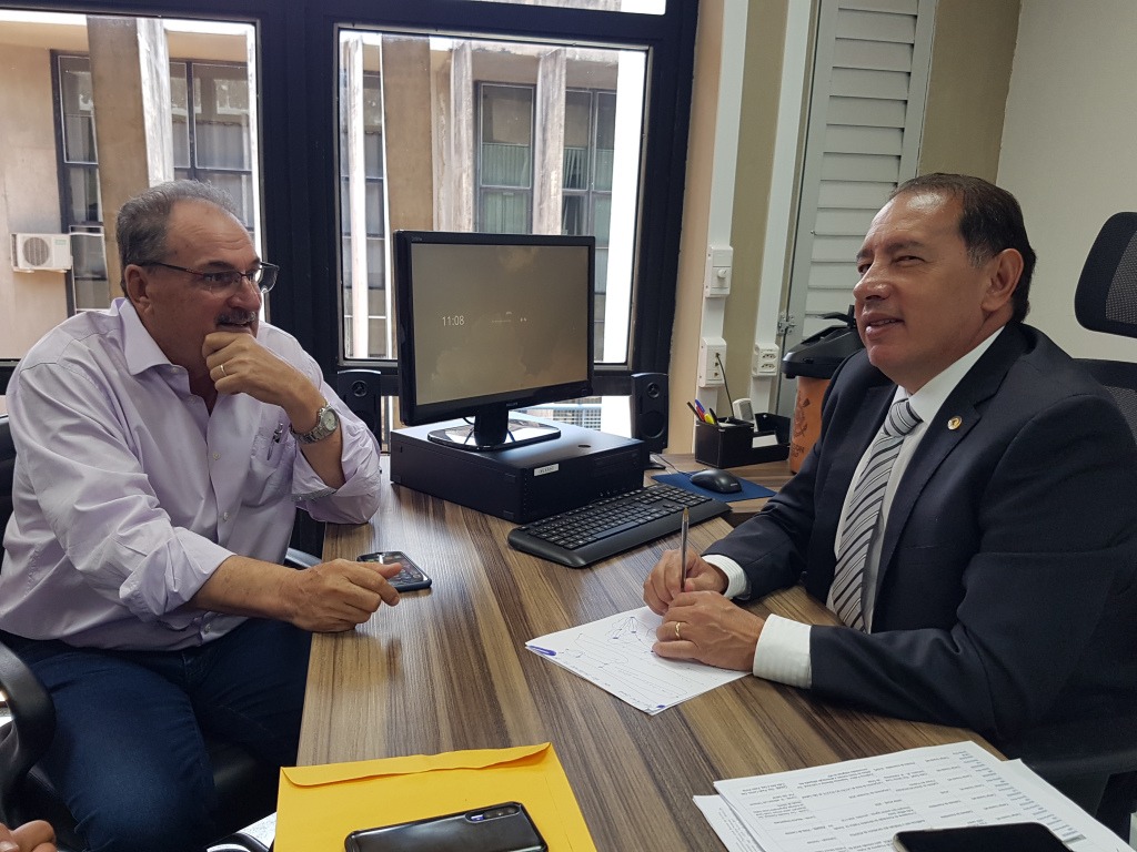 Cresce o apoio político à candidatura de David