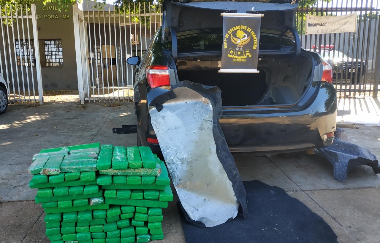 Veículo com maconha que seguia para São Paulo foi apreendido pelo DOF durante a Operação Hórus