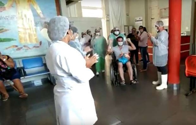 Número de curados do corona em MS chega a 80, mais que triplo de internados Paciente tratado com cloroquina deixa hospital em Corumbá - Crédito: Reprodução