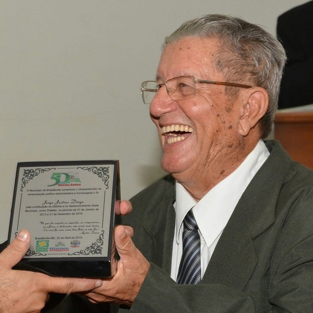 Primeiro prefeito de município de MS morre de covid-19 aos 87 anos Primeiro prefeito de município de MS morre de covid-19 aos 87 anos