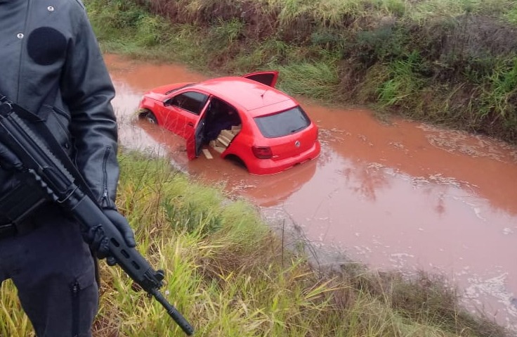 Veículo furtado em Brasília foi recuperado pelo DOF com mais de meia tonelada de maconha durante a Operação Hórus Veículo furtado em Brasília foi recuperado pelo DOF com mais de meia tonelada de maconha durante a Operação Hórus