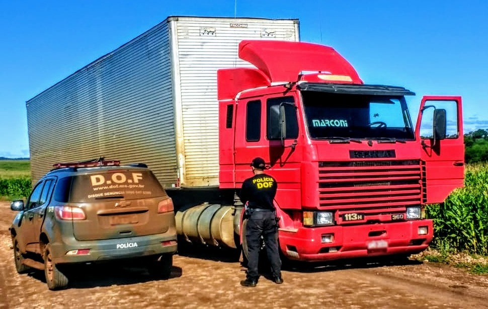 Morador de Nova Alvorada do Sul que teve carreta tomada em assalto em Rio Verde Goiás foi recuperada pelo DOF durante a Operação Morador de Nova Alvorada do Sul que teve carreta tomada em assalto em Rio Verde Goiás foi recuperada pelo DOF durante a Operação