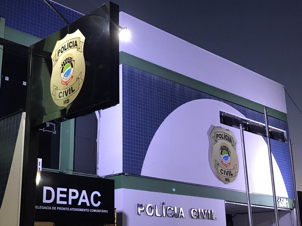 Mulher presa em MS por espancar e tentar roubar idosa de 71 anos alega estar 'possuída' na hora do crime Mulher presa em MS por espancar e tentar roubar idosa de 71 anos alega estar 'possuída' na hora do crime
