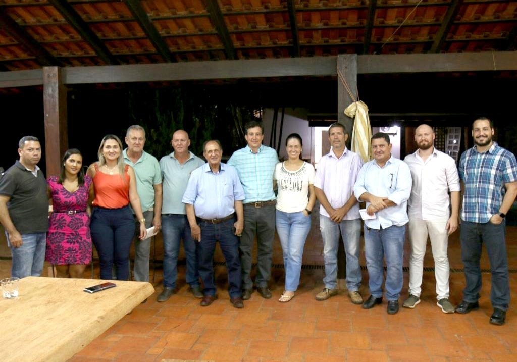 DEM oficializa pré-candidatura do empresário José Paulo Paleari em Nova Alvorada do Sul Pre-candidato a prefeito, deputado Zé Teixeira e outas lideranças em encontro em nova alvorada do sul no inicio de março