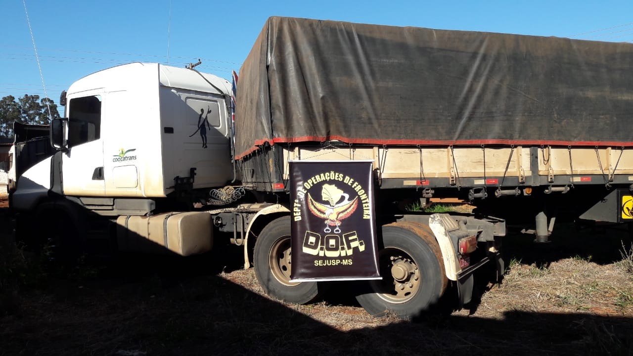 Caminhão Trator com semirreboque roubados foram recuperados pelo DOF durante a Operação Hórus