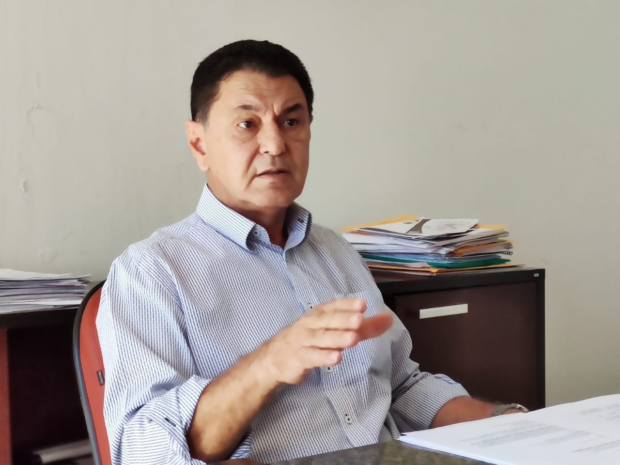 Prefeito Alvaro Urt consegue liminar, mas não impede Câmara de julgar cassação